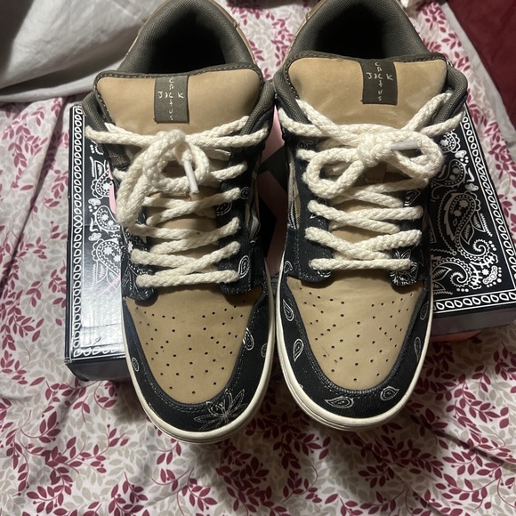 Travis Scott X Dunk Low PRM SB QS ‘Cactus Jack’ Special Box - Picture 3 of 8